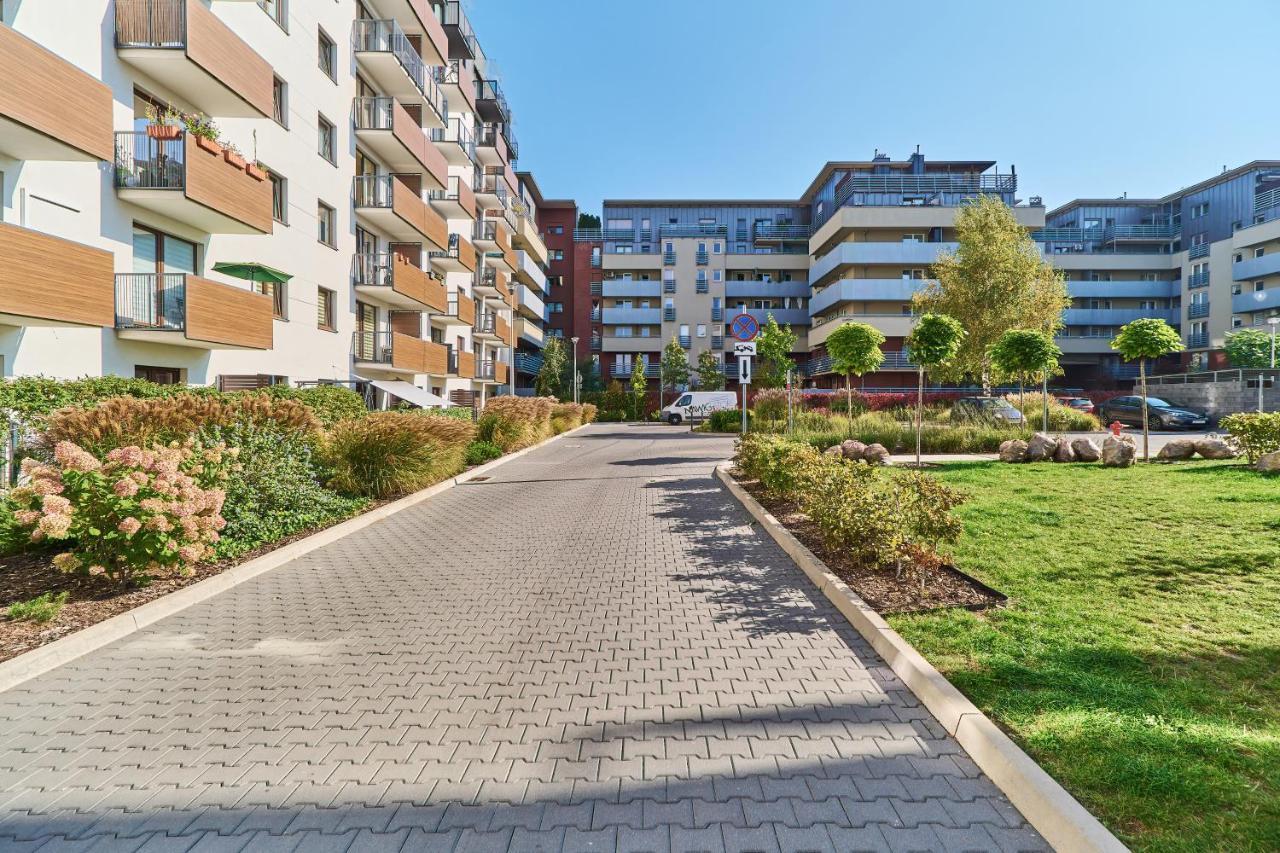 Nowa Teczowa Apartments Promenada Staromiejska By Noclegi Renters Wroclaw Luaran gambar