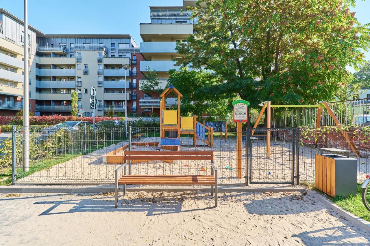 Nowa Teczowa Apartments Promenada Staromiejska By Noclegi Renters Wroclaw Luaran gambar