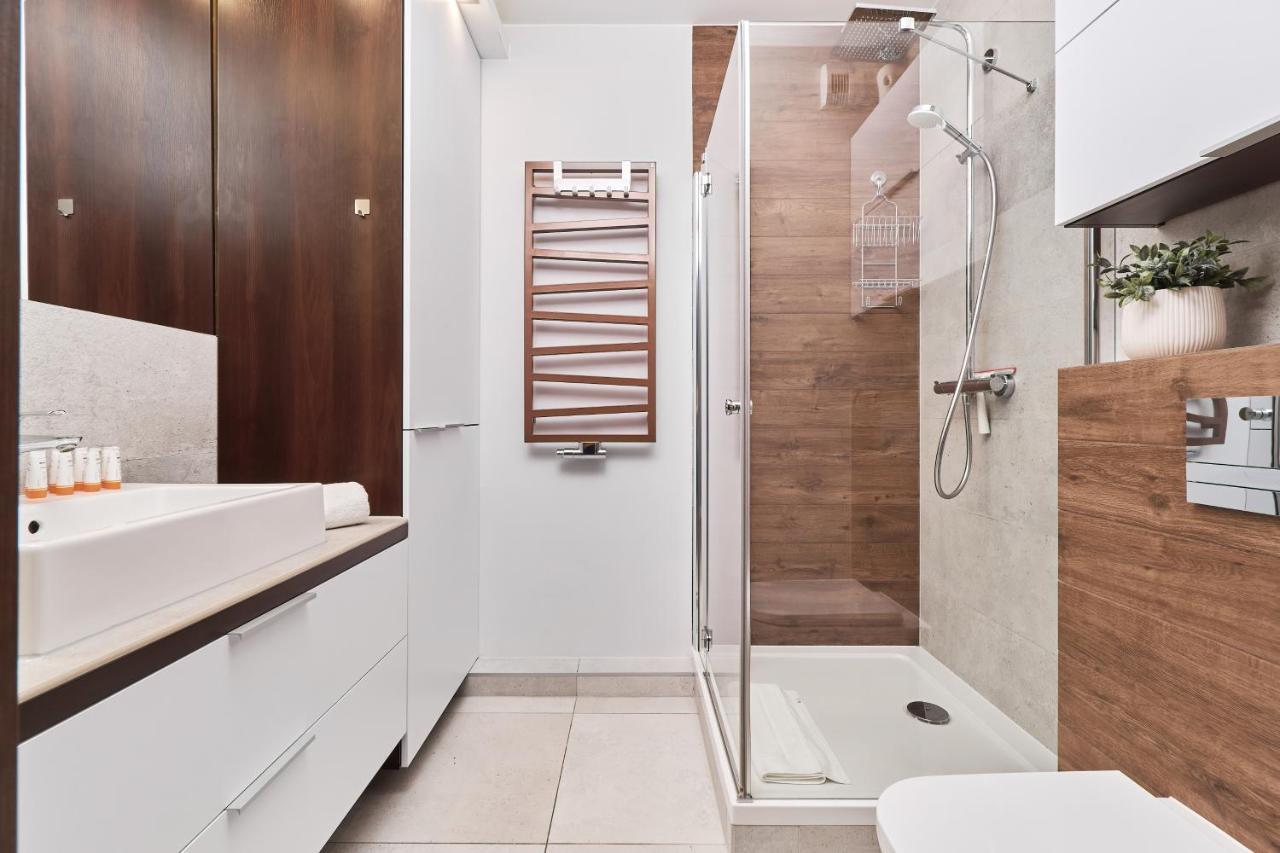 Nowa Teczowa Apartments Promenada Staromiejska By Noclegi Renters Wroclaw Luaran gambar